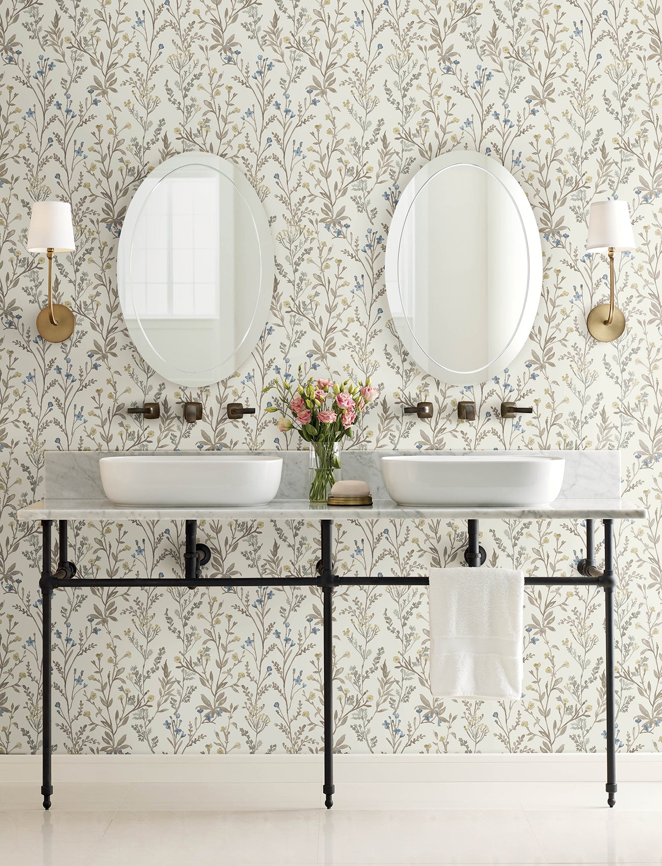 Lavern Neutral Wildflowers – Wallpaper Loft